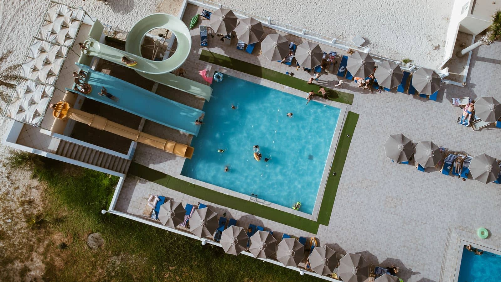 pools-outdoor-pool