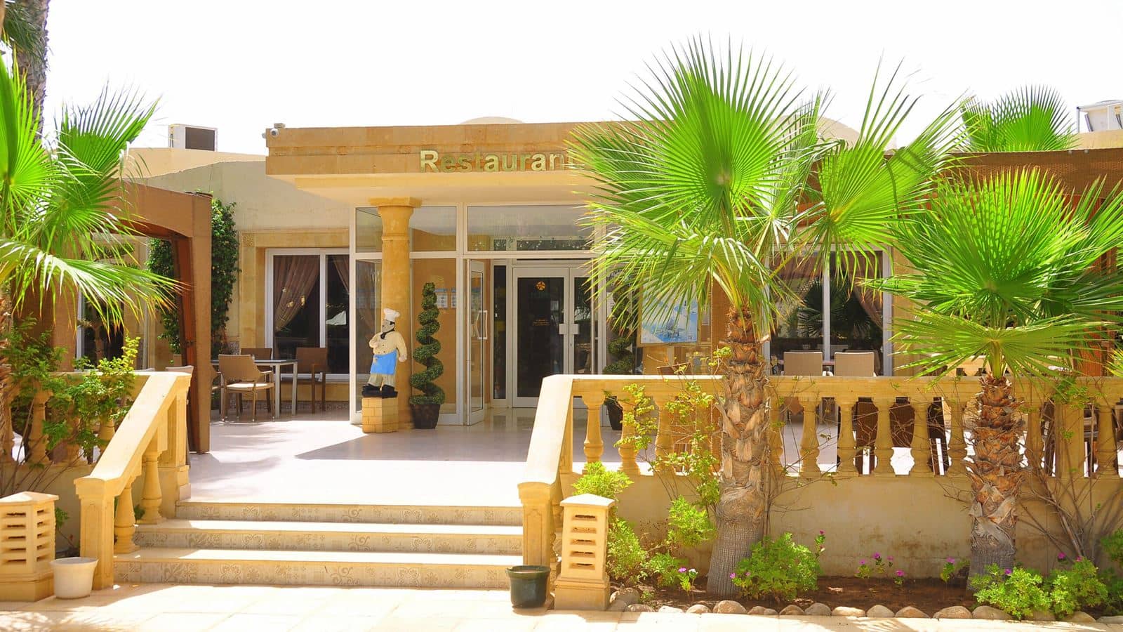 restaurants-la-taverne--main-restaurant
