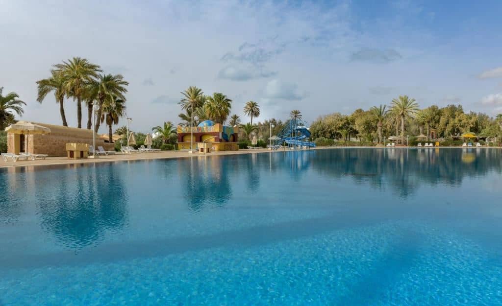 pools-outdoor-pool