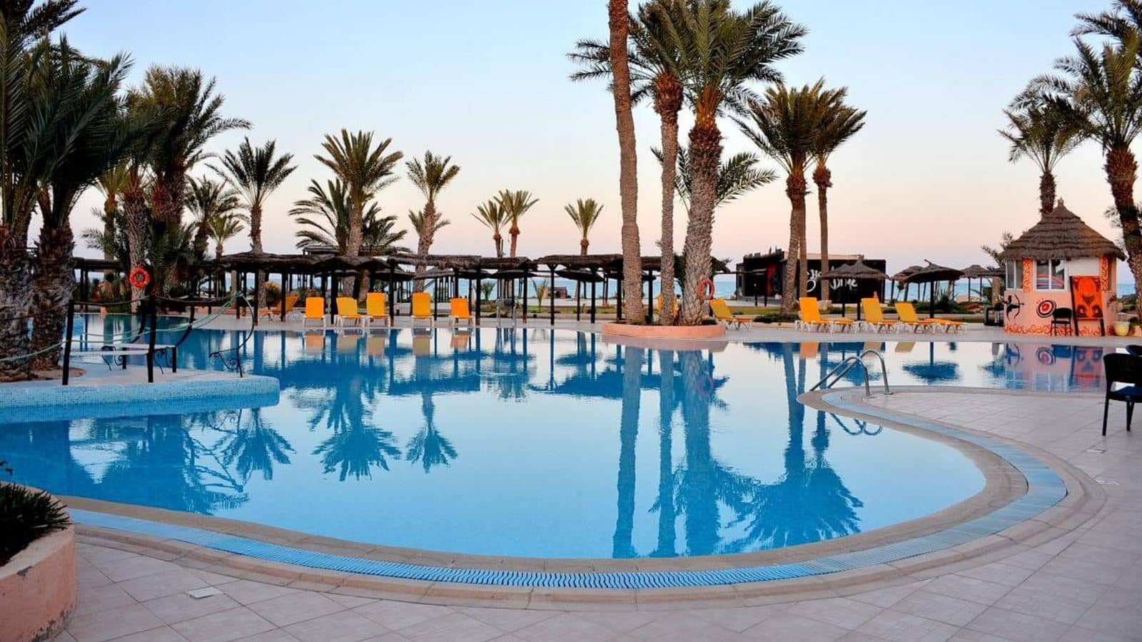 pools-outdoor-pool