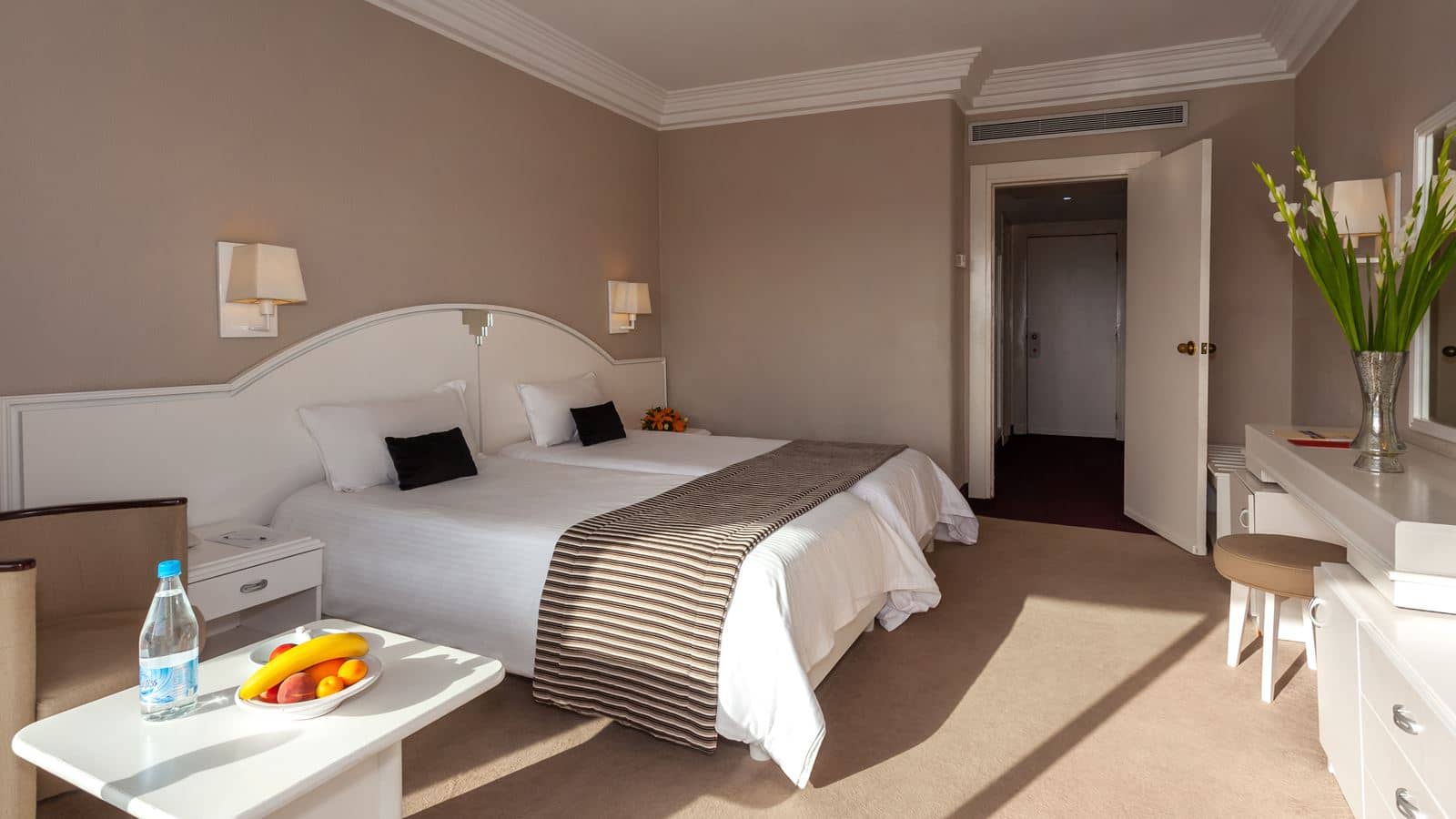 rooms-double-standard-room