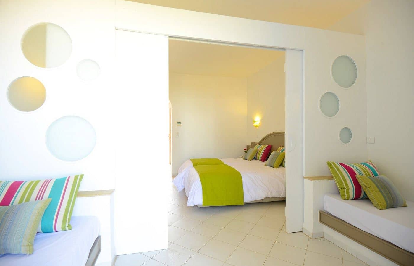 rooms-room-family