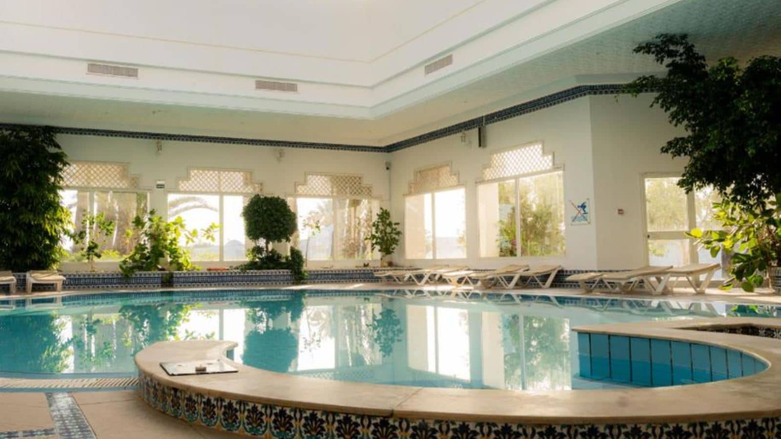 pools-indoor-pool