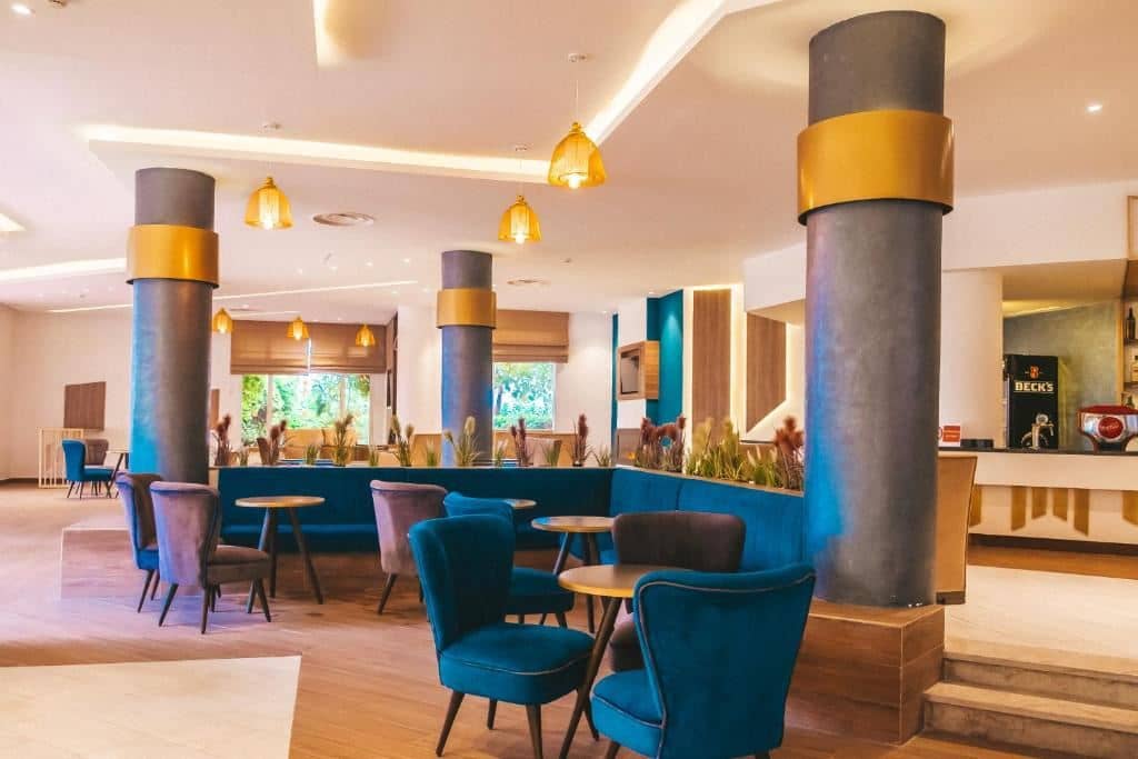 bars-main-bar