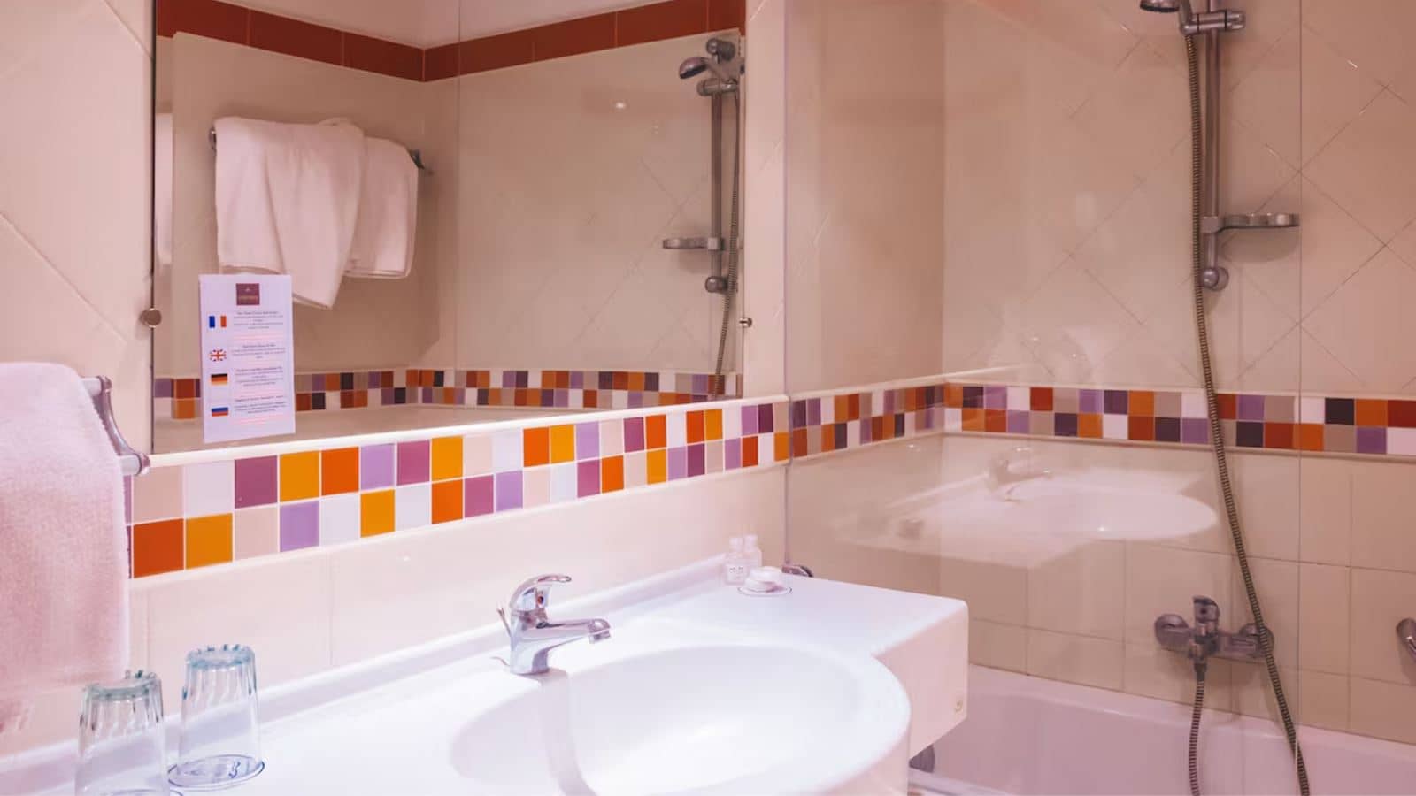 rooms-standard-room