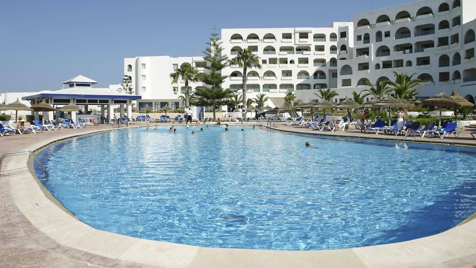 pools-outdoor-pool