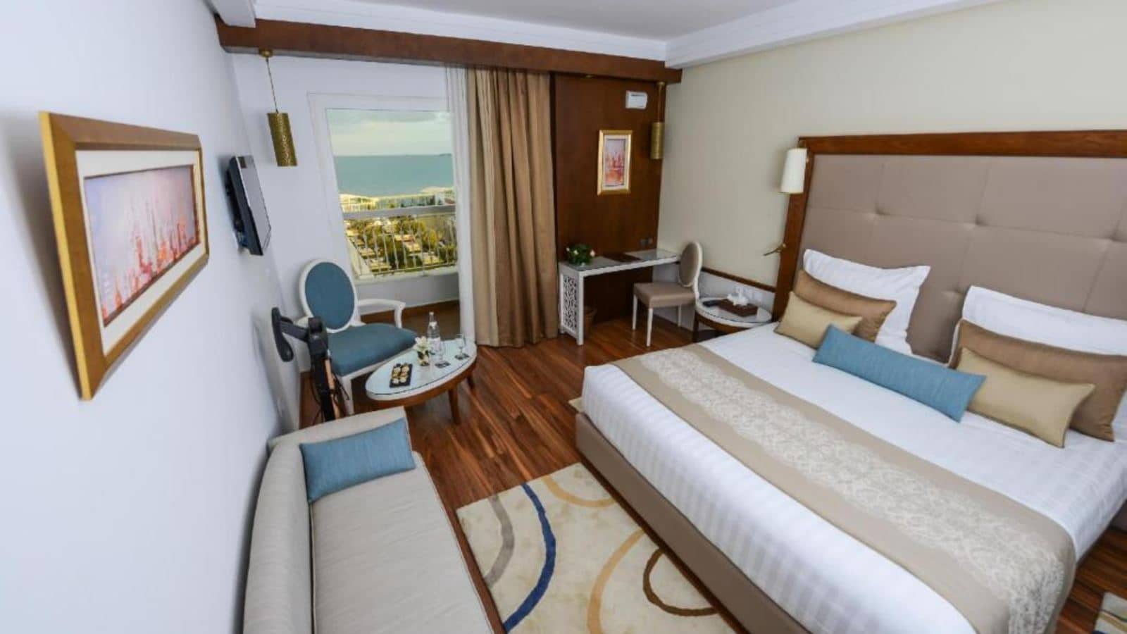 rooms-room-standrad-pool--sea-view