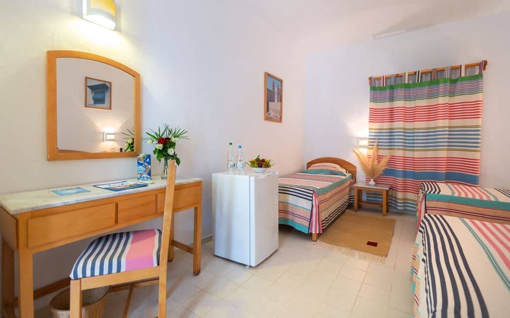rooms-family-room