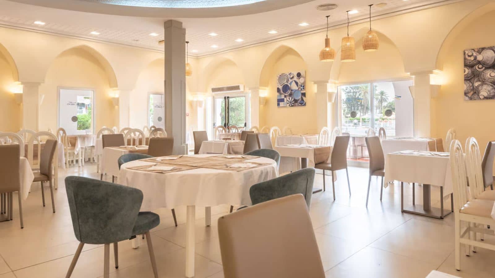 restaurants-restaurants