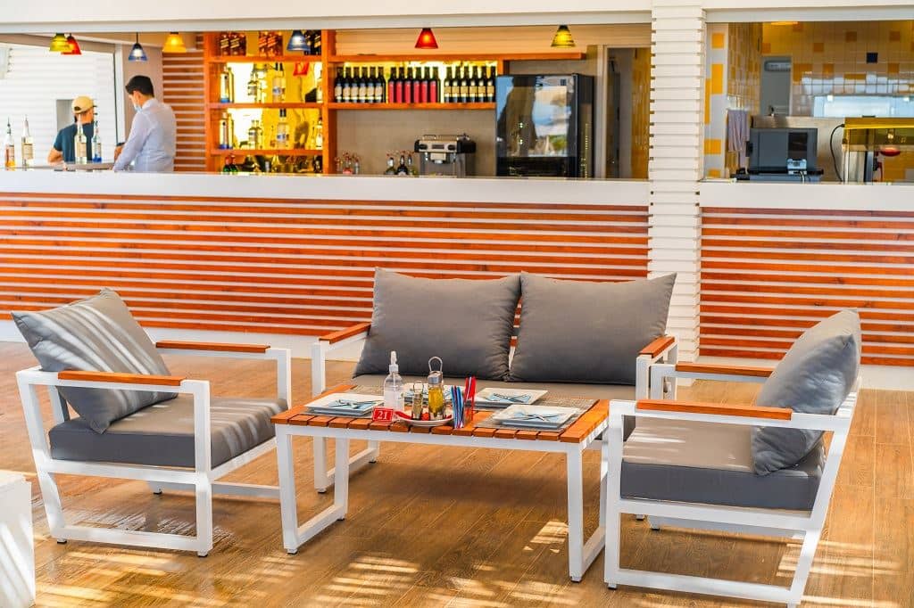 bars-beach-bar