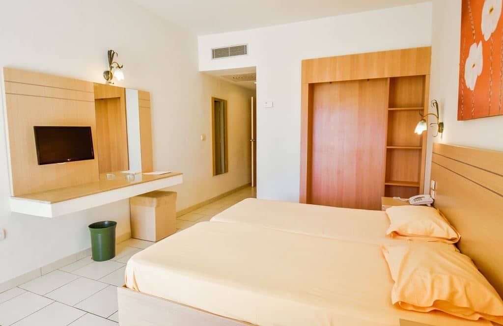 rooms-room-standard