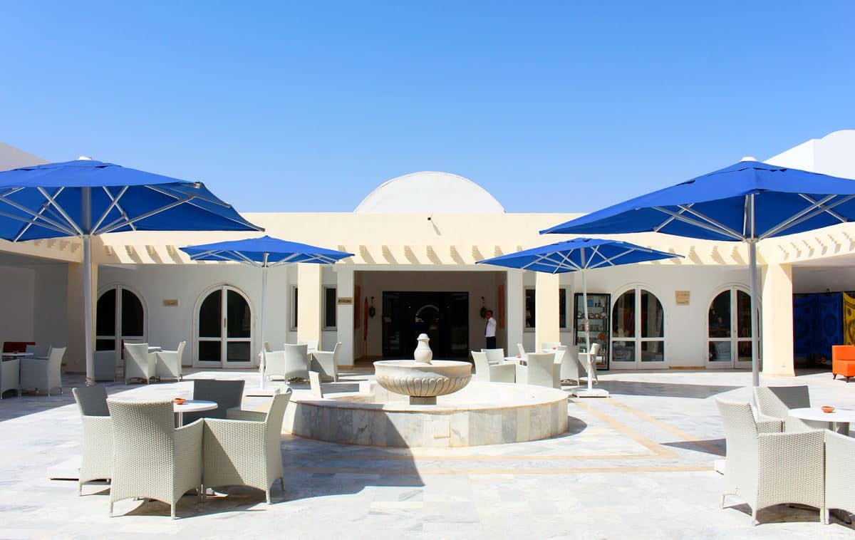bars-main-building