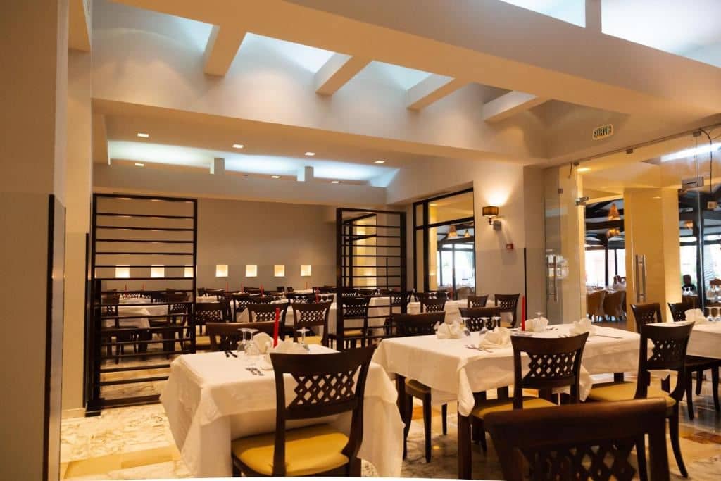 restaurants-restaurants