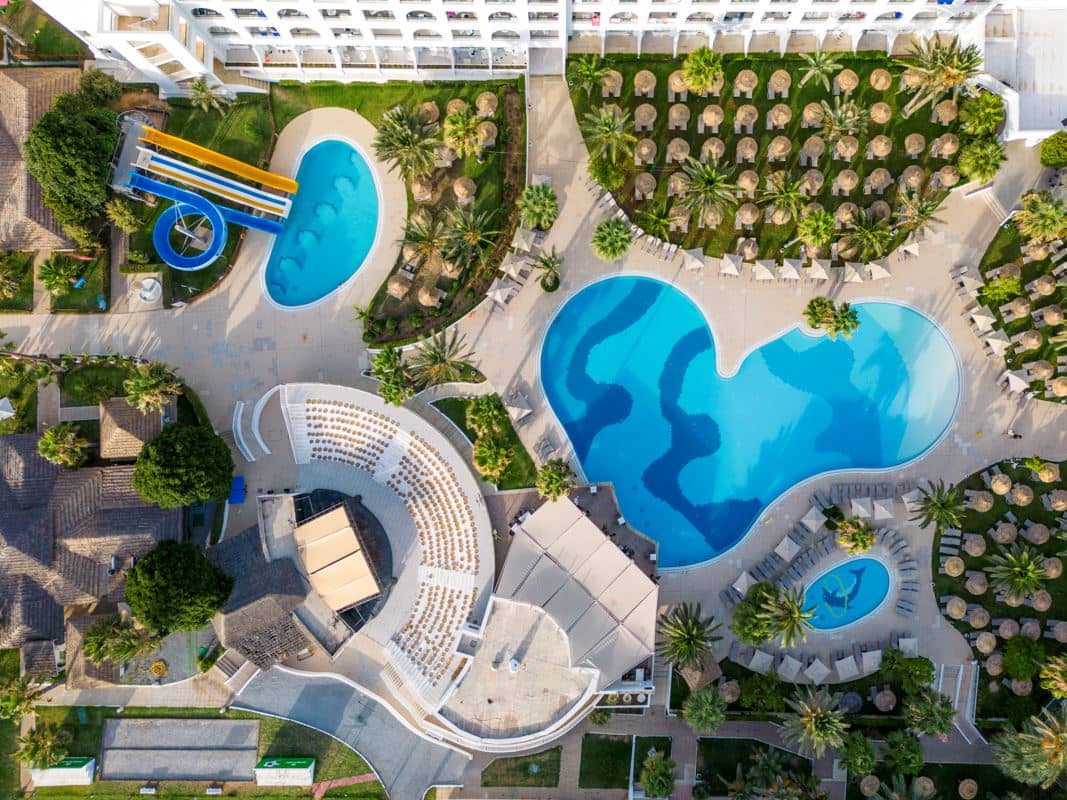 pools-outdoor-pool