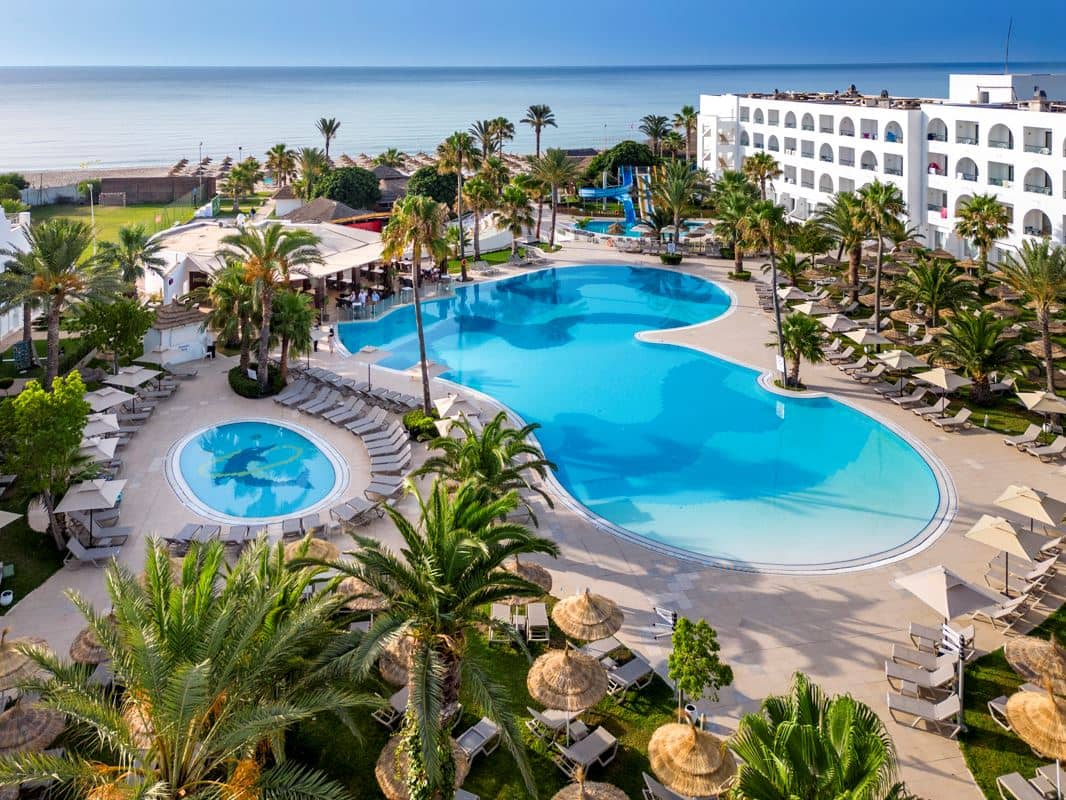 pools-outdoor-pool