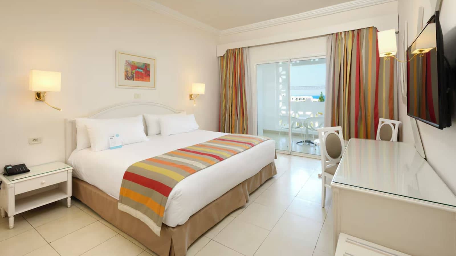 rooms-connecting-room
