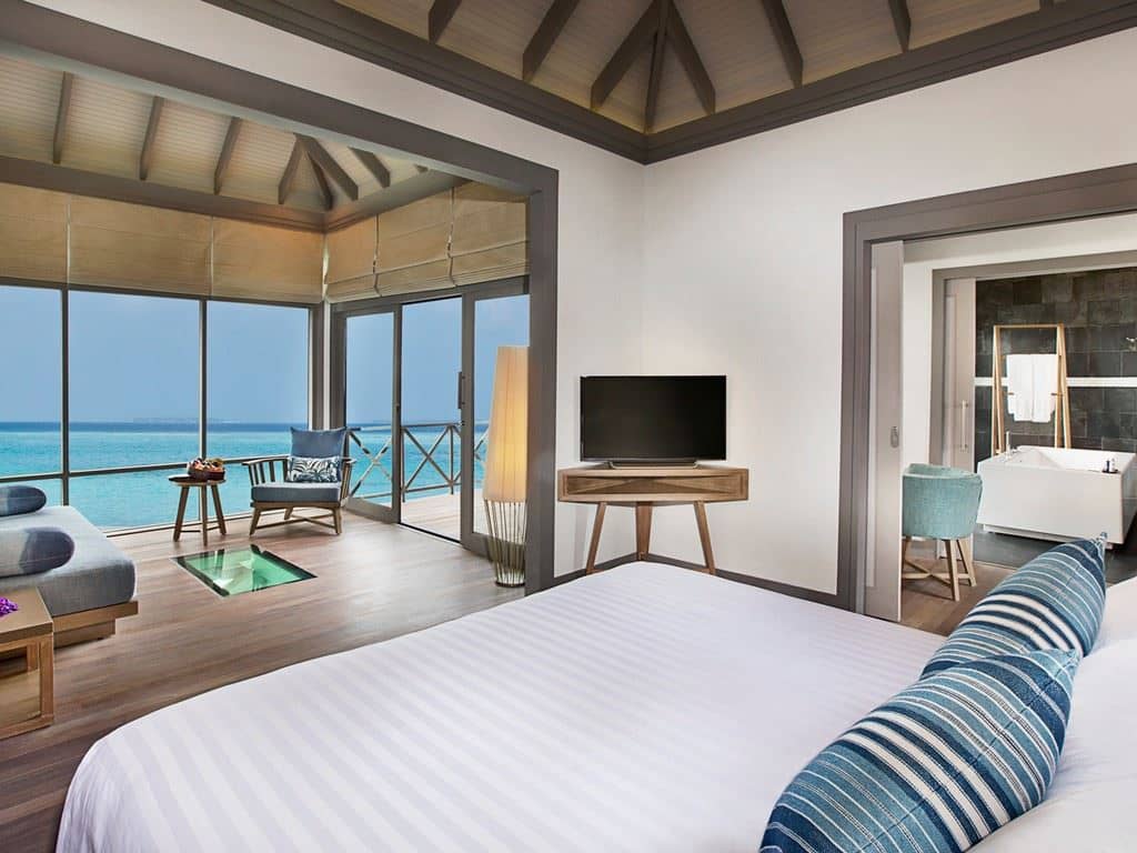 rooms-sunrise-water-villas-with-infinity-pools