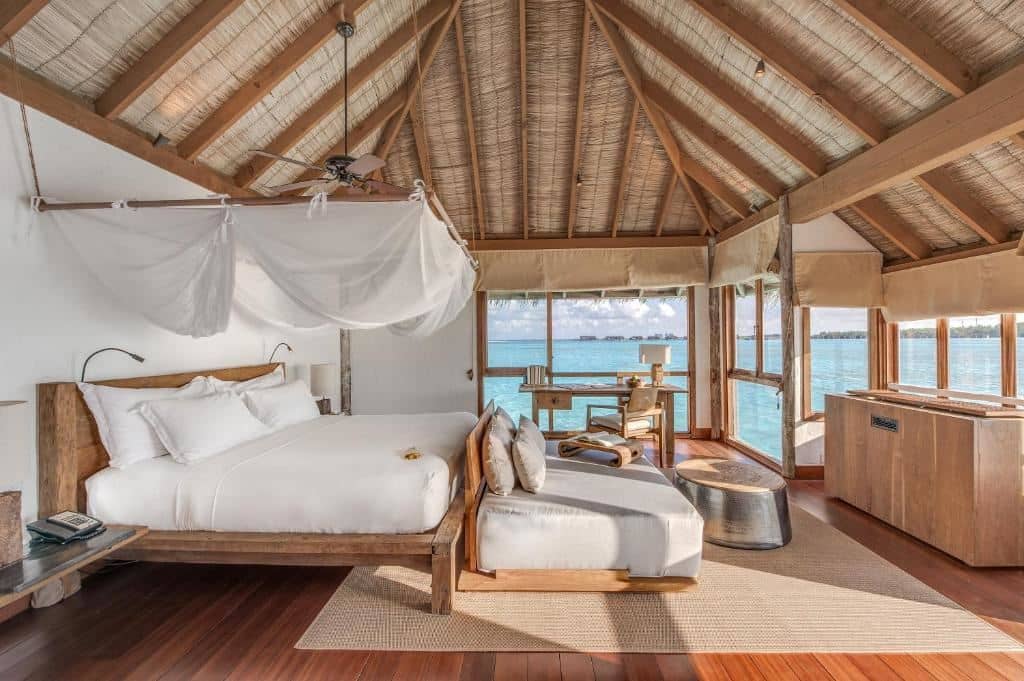 rooms-sunset-crusoe-residence