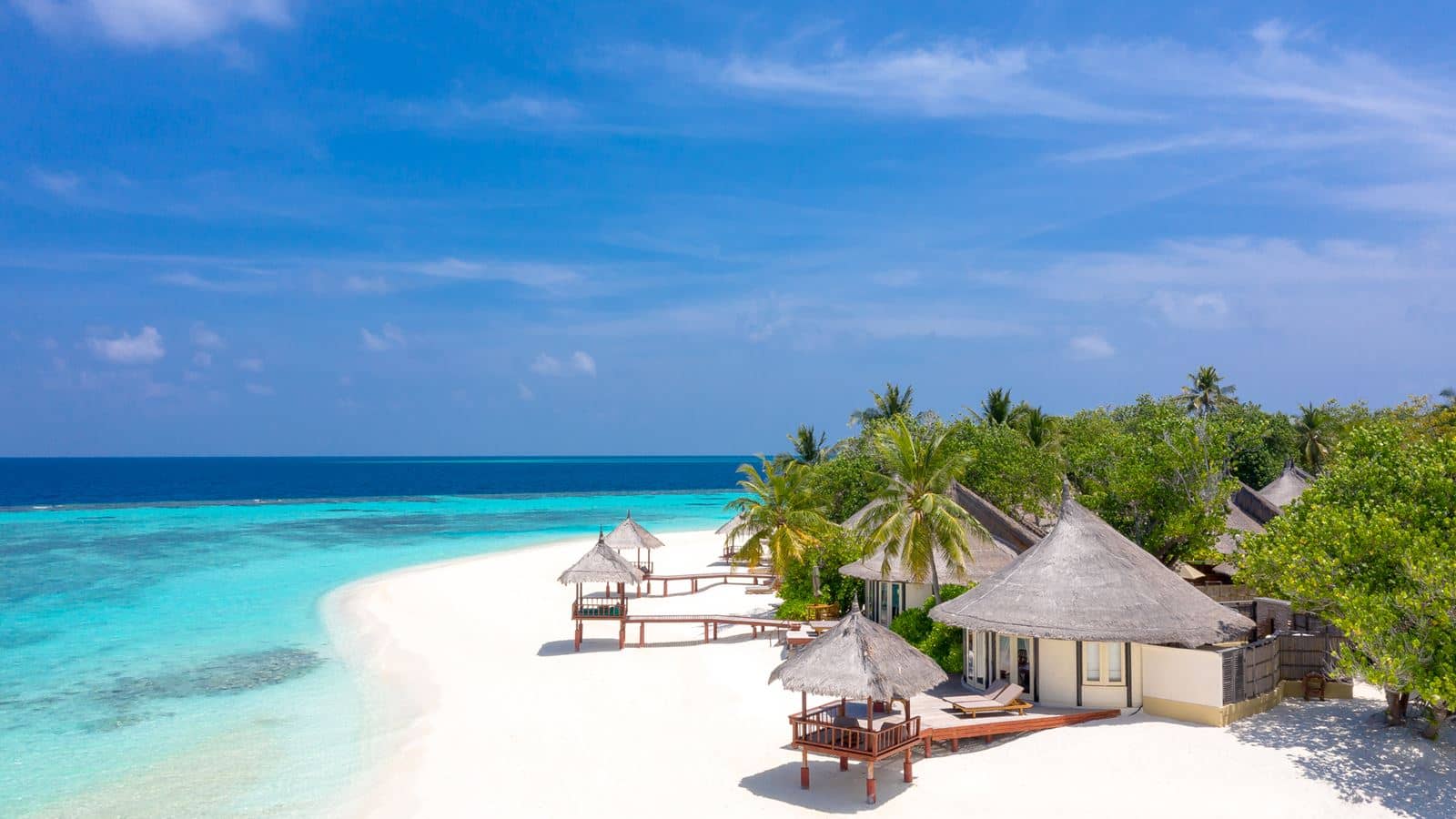 rooms-beachfront-pool-villa