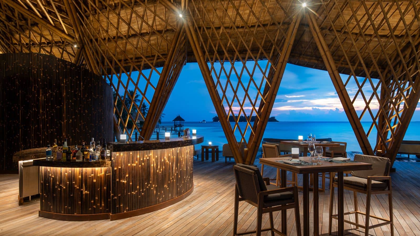 restaurants-madi-hiyaa