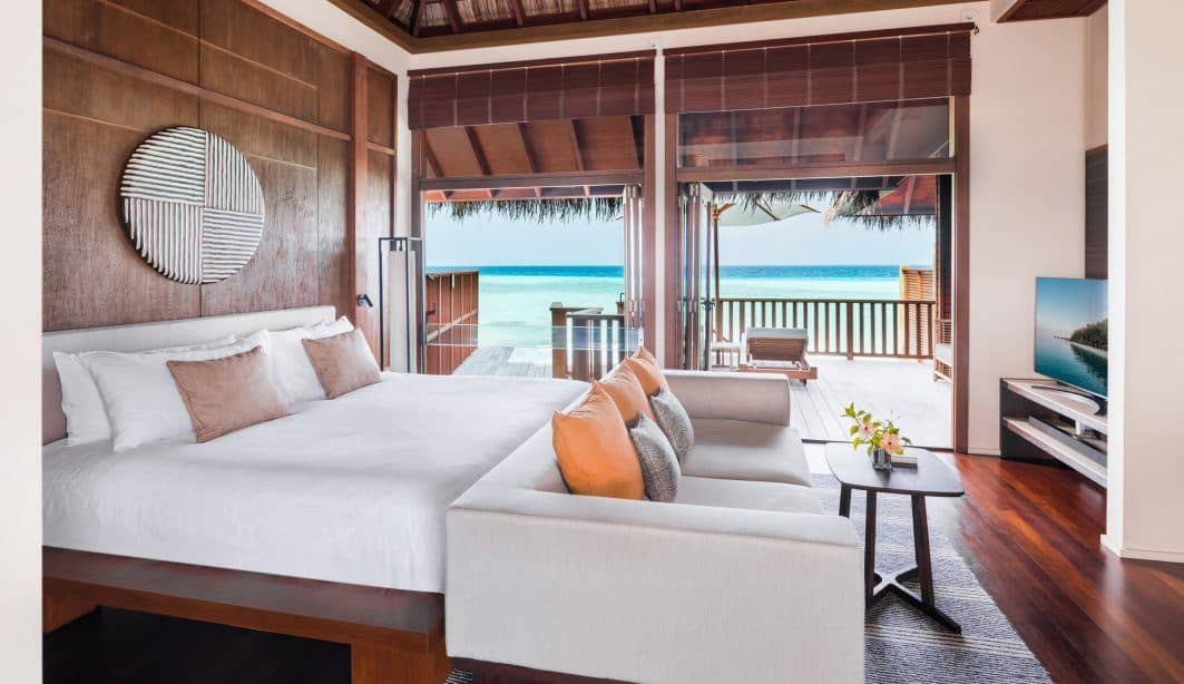 rooms-2-bedroom-grand-water-villa