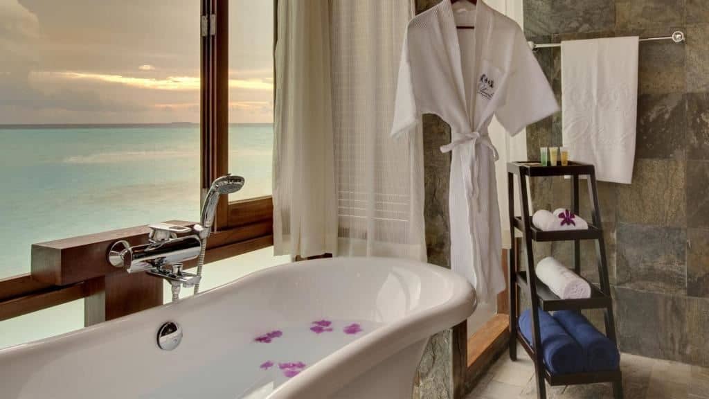 rooms-water-villa