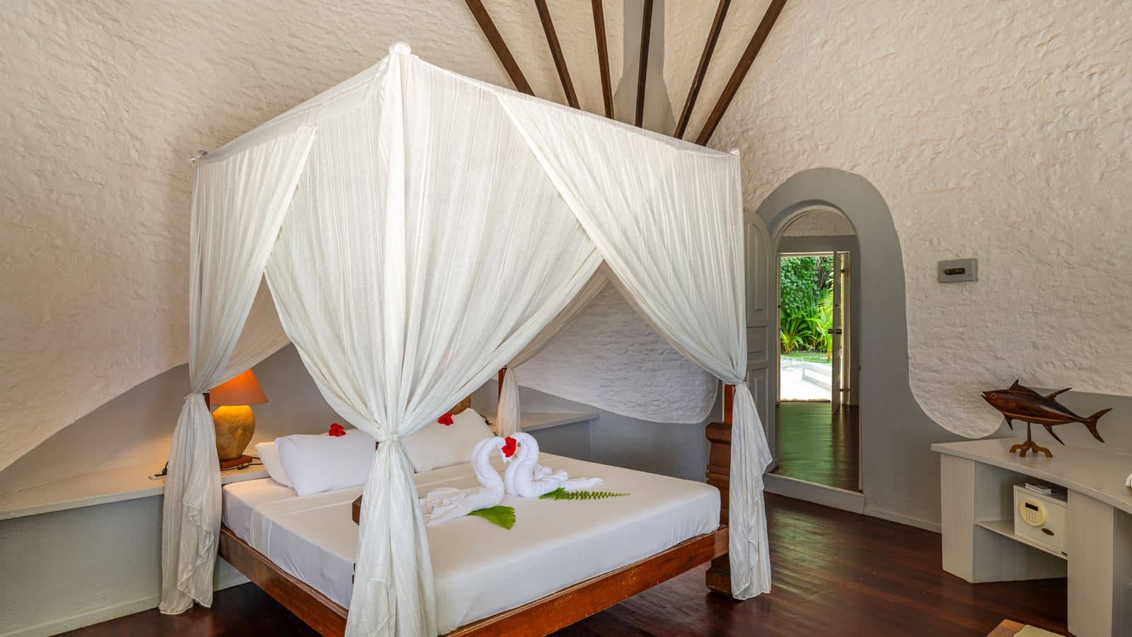 rooms-beach-villa
