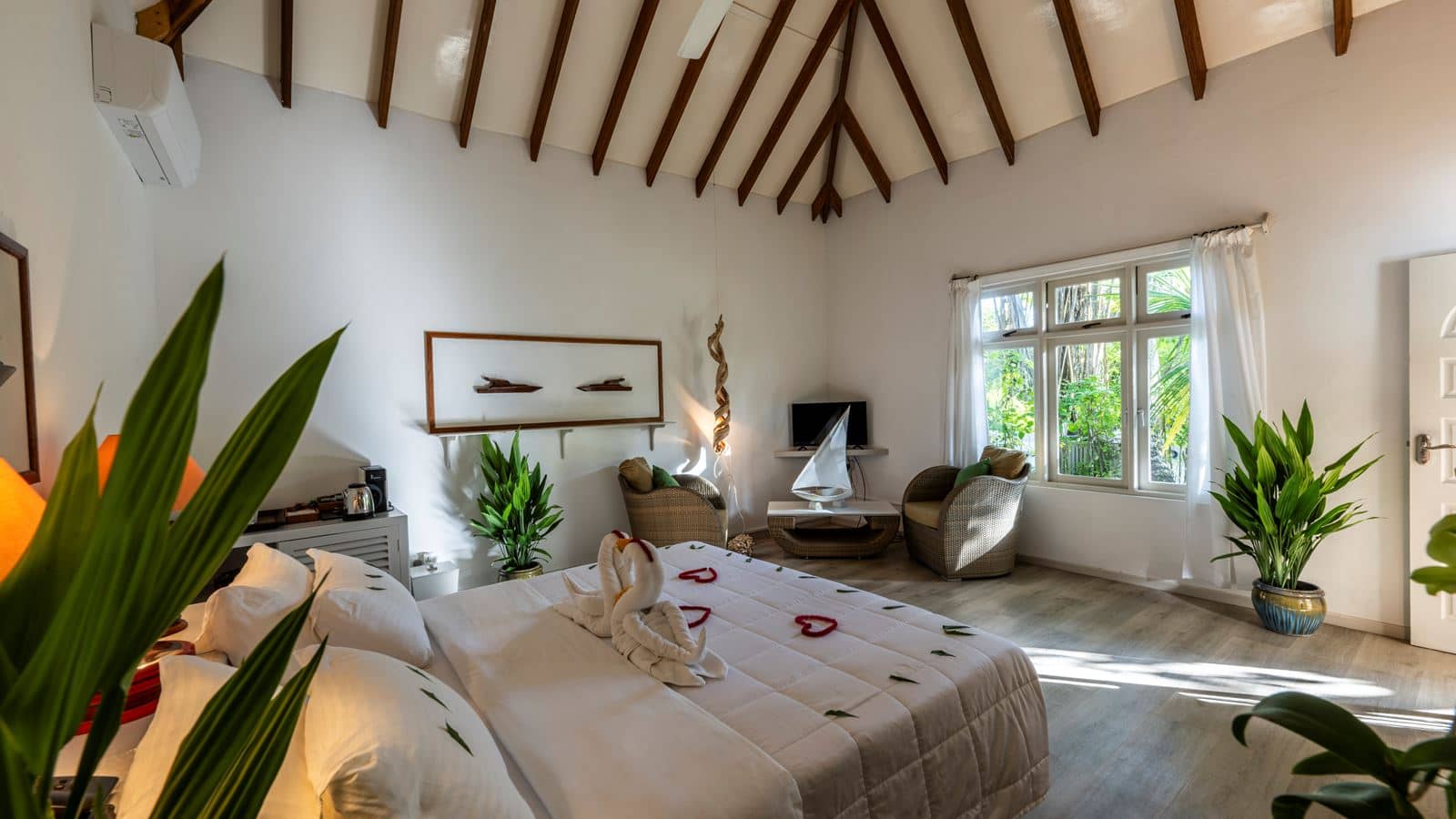 rooms-garden-room
