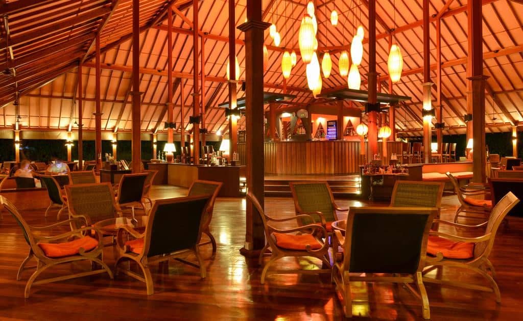 bars-main-bar
