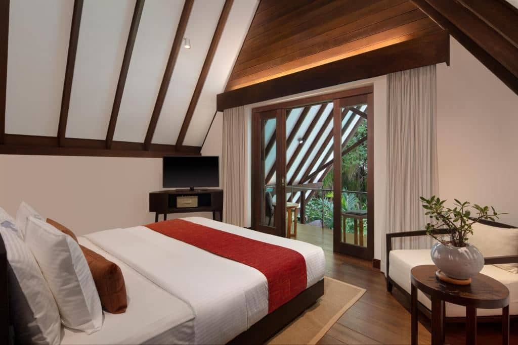 rooms-duplex-honeymoon-suite