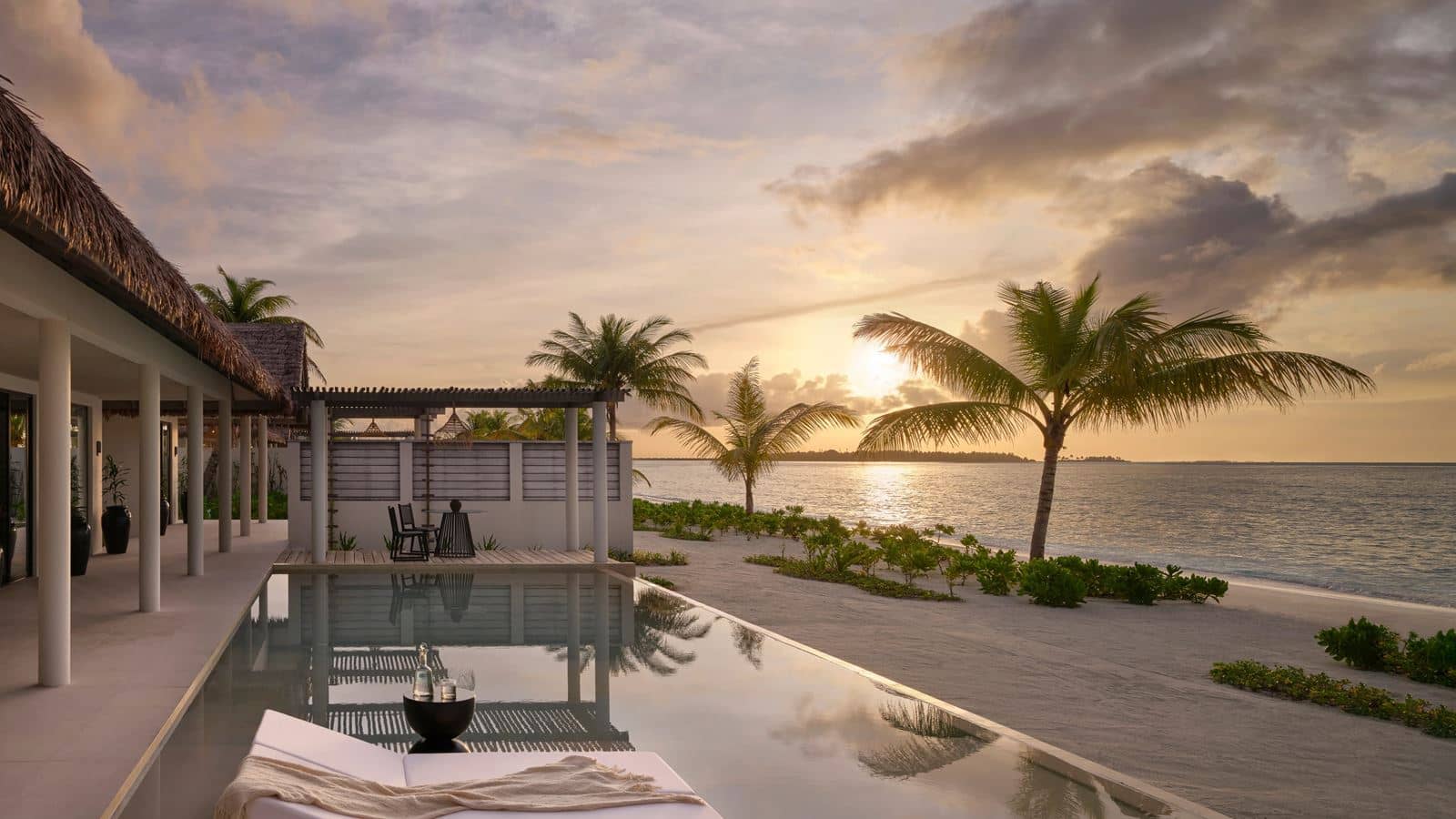 rooms-two-bedroom-residence-with-two-beach-pools