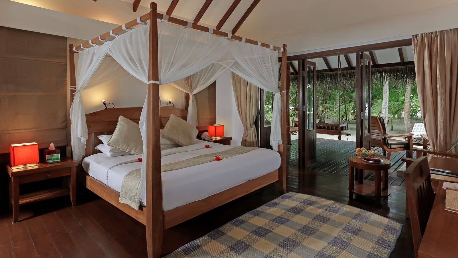 rooms-beach-villas