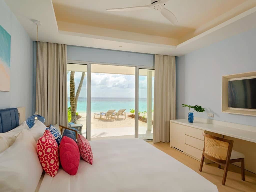 rooms-sunset-beach-villa