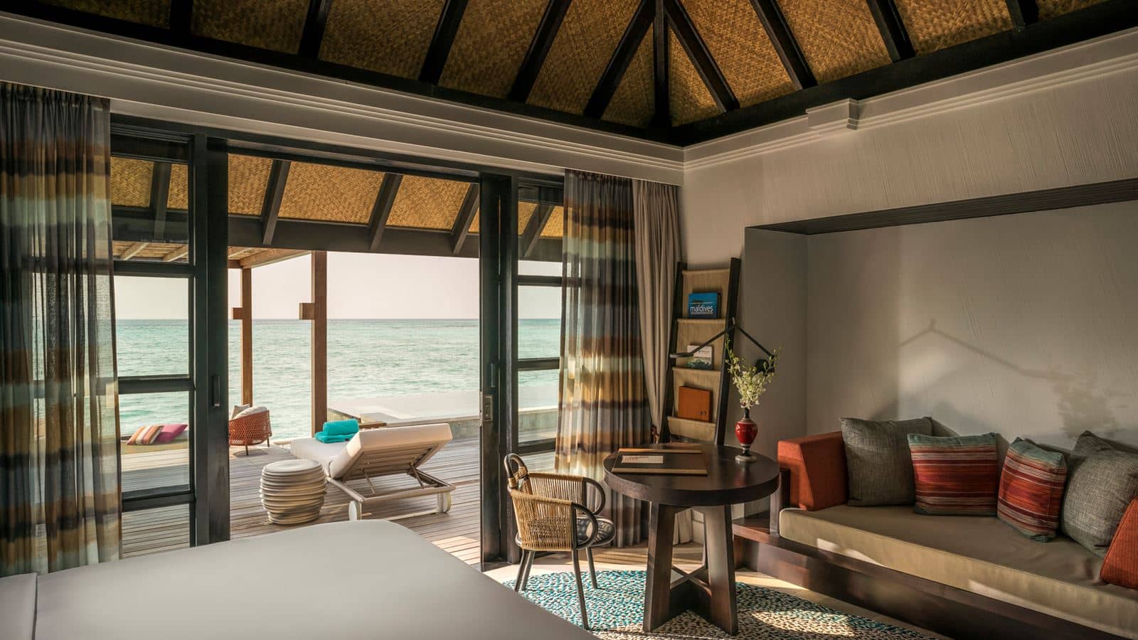 rooms-three-bedroom-water-suite-with-pool