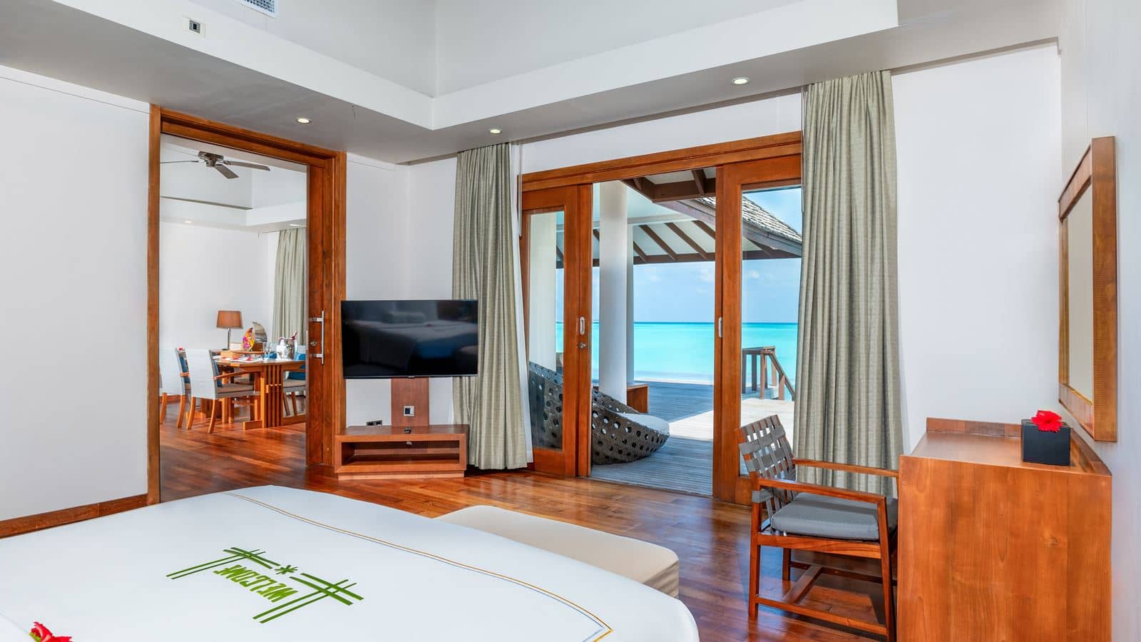 rooms-two-bedroom-ocean-villa-with-pool