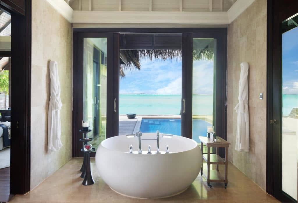 rooms-premium-villa-with-pool