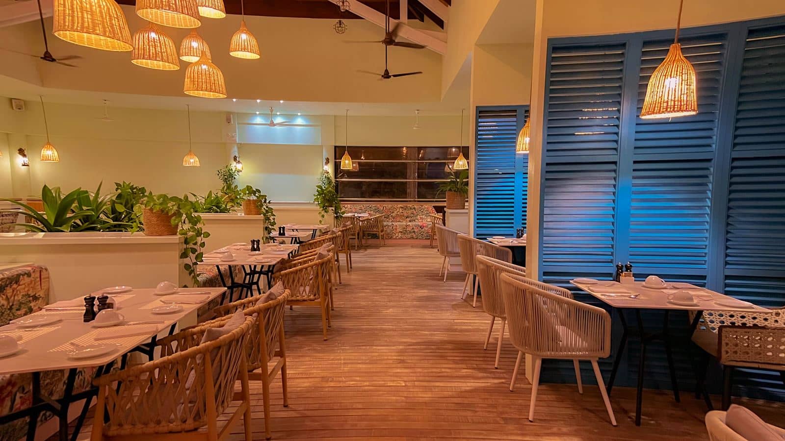 restaurants-restaurants