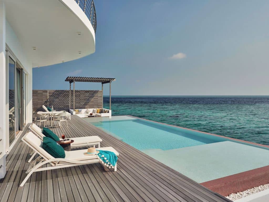 rooms-two-bedroom-water-residence-with-pool