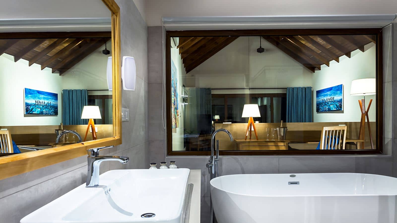 rooms-water-villa