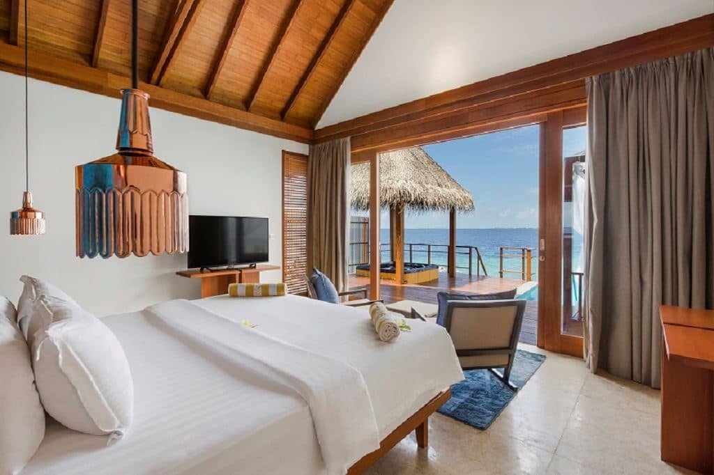 rooms-twobedrooms-reef-residence-with-pool