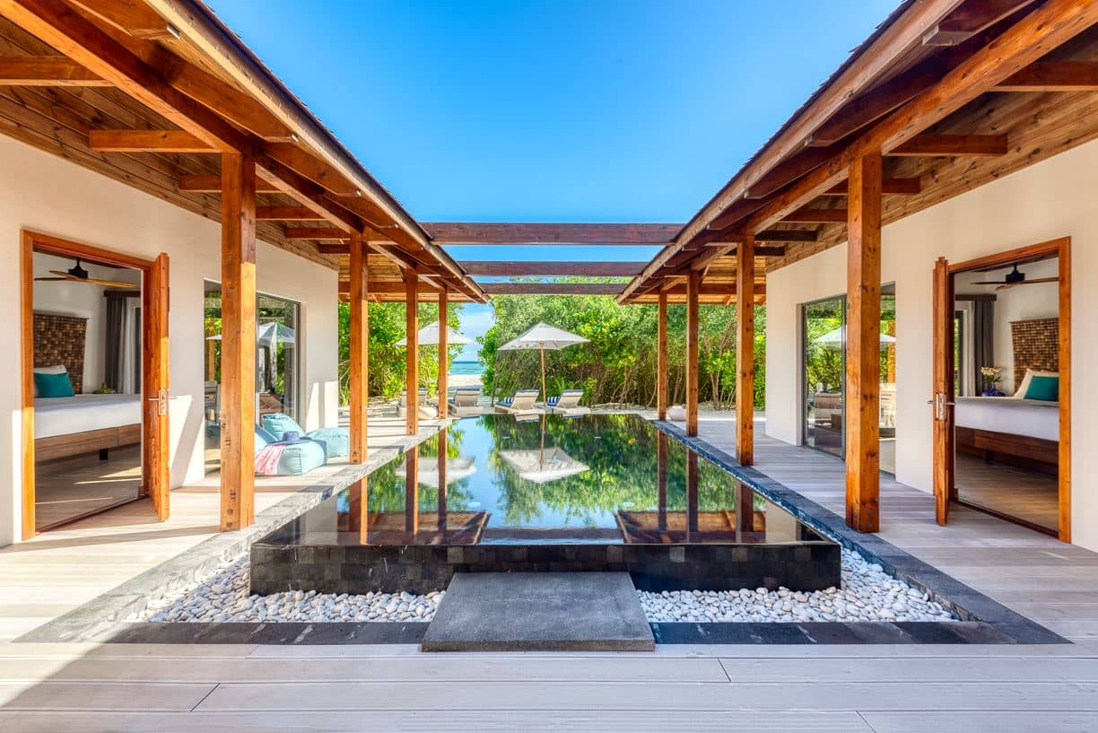 rooms-fourbedroom-beach-pool-residence