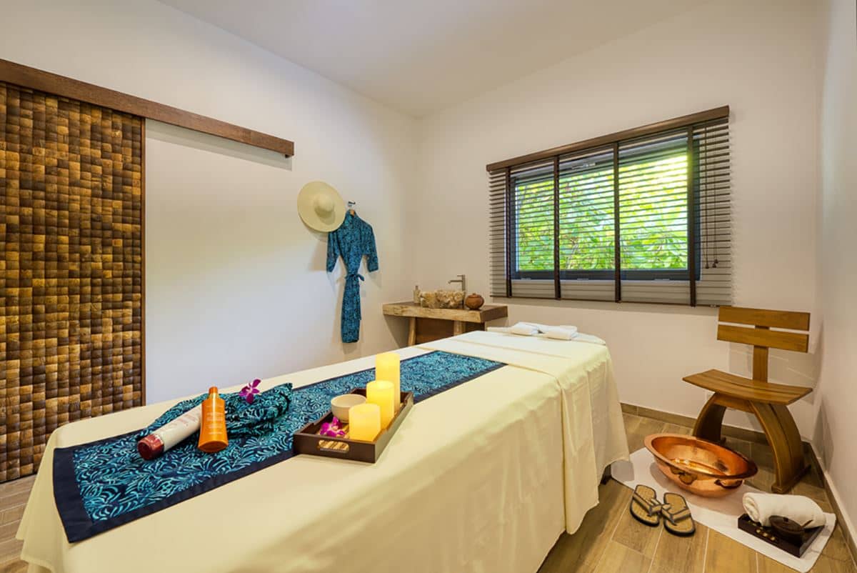 rooms-fourbedroom-beach-pool-residence