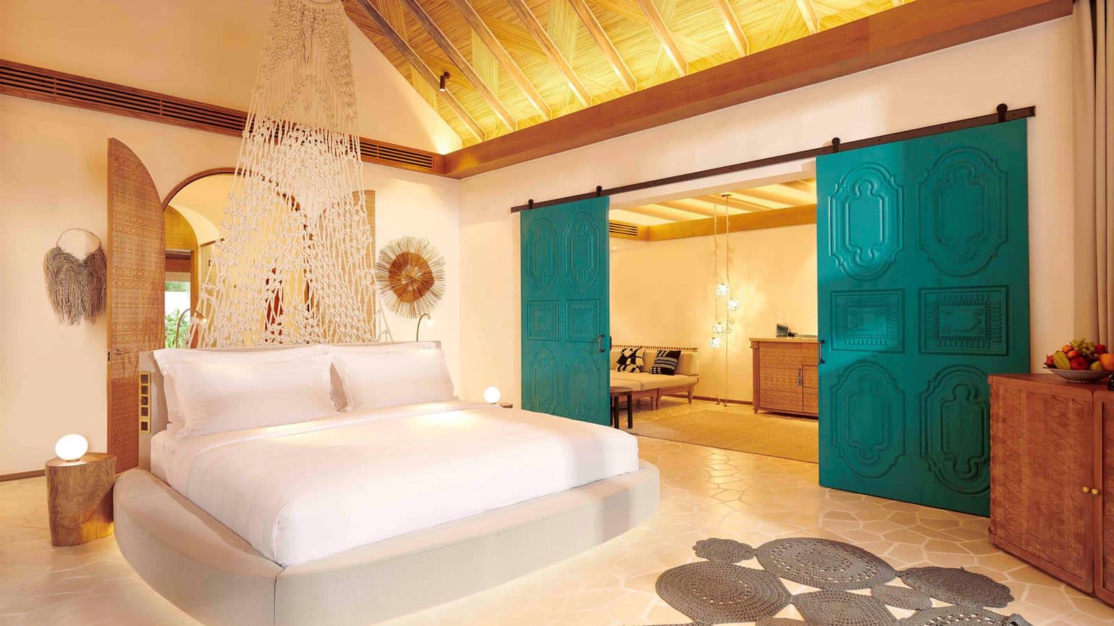 rooms-sunset-deluxe-beach-villa-with-pool