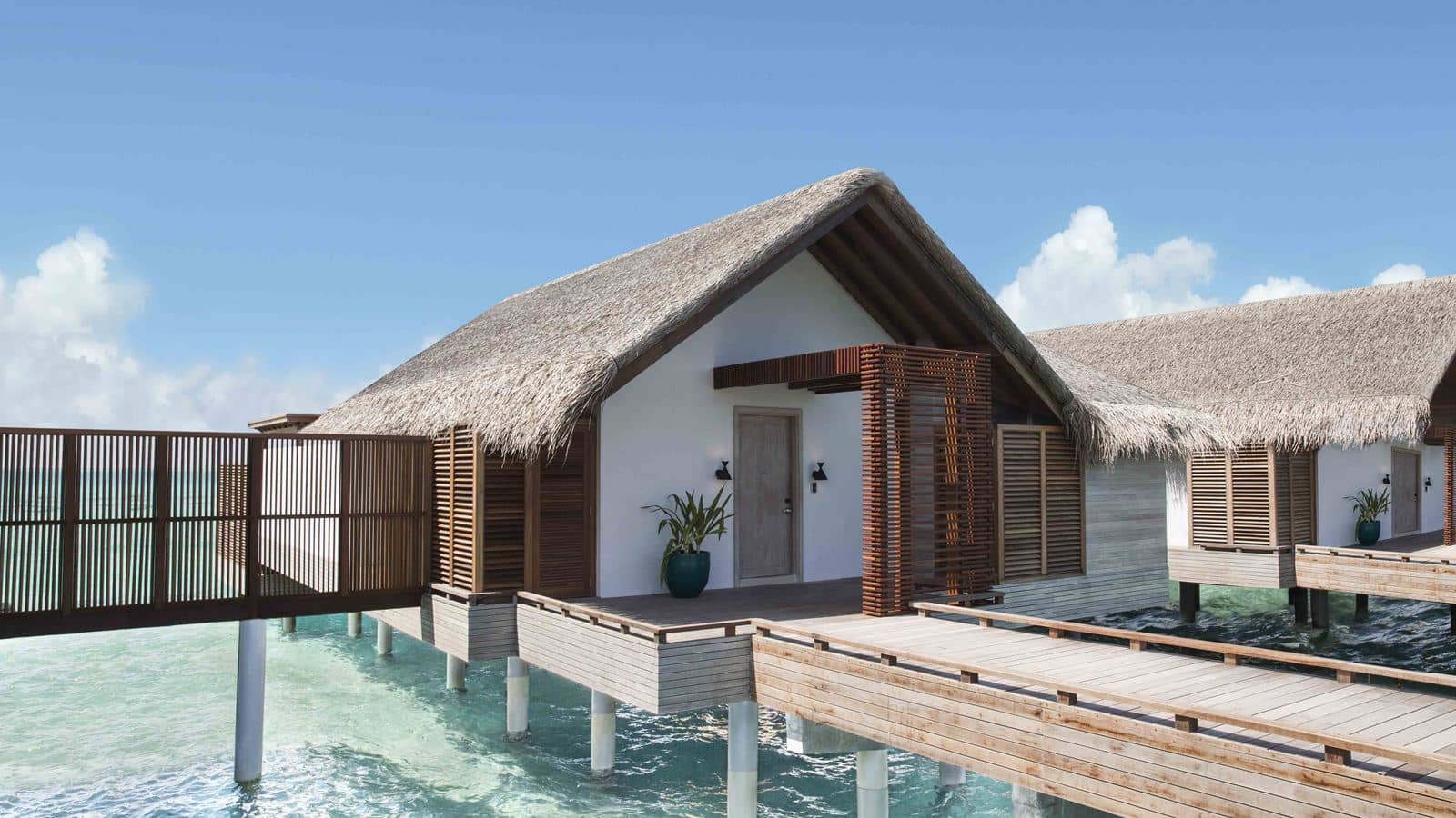 rooms-sunrise-water-villa-with-pool