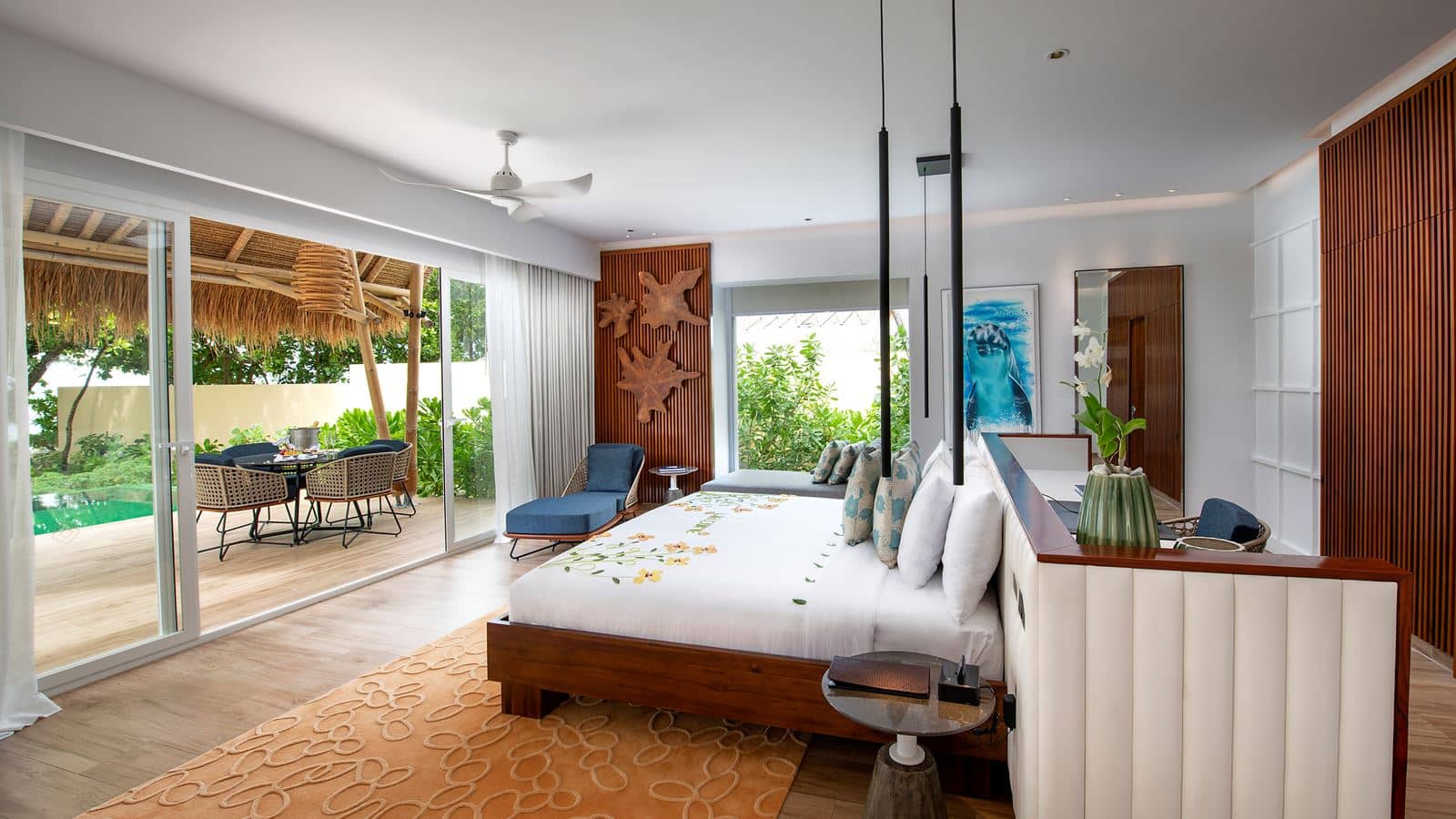 rooms-superior-beach-villa-with-pool