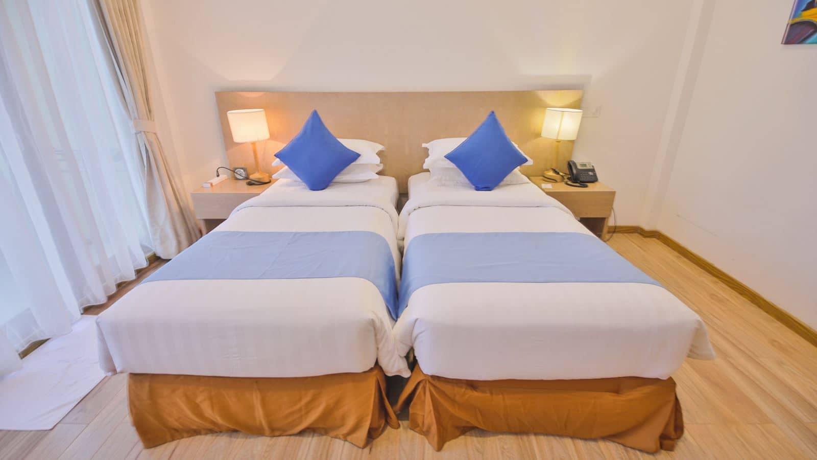 rooms-standard-room