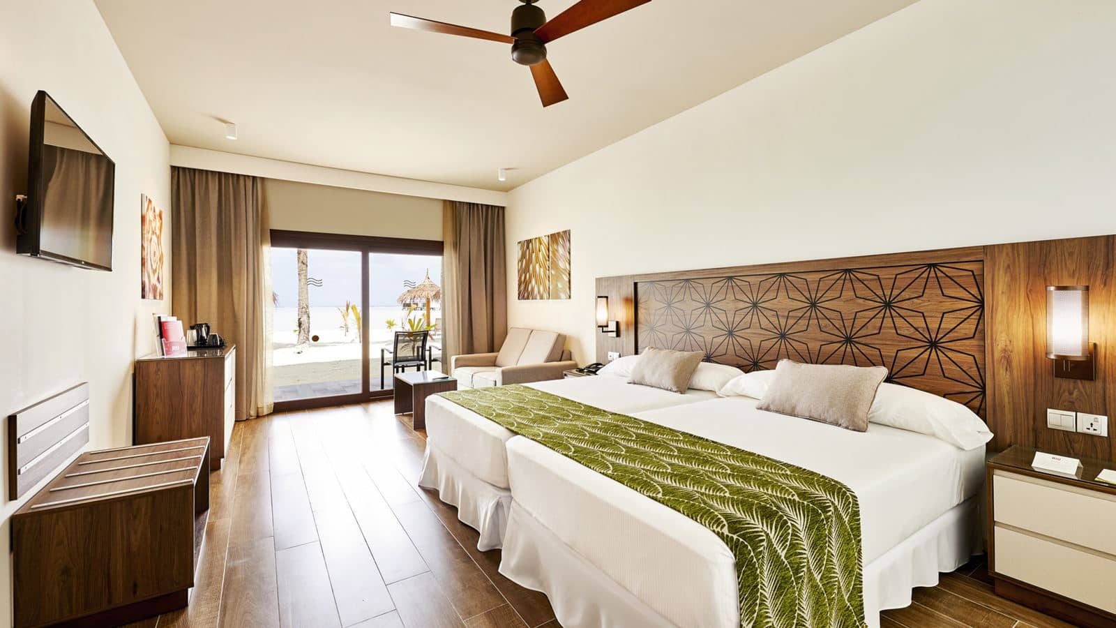 rooms-beach-room