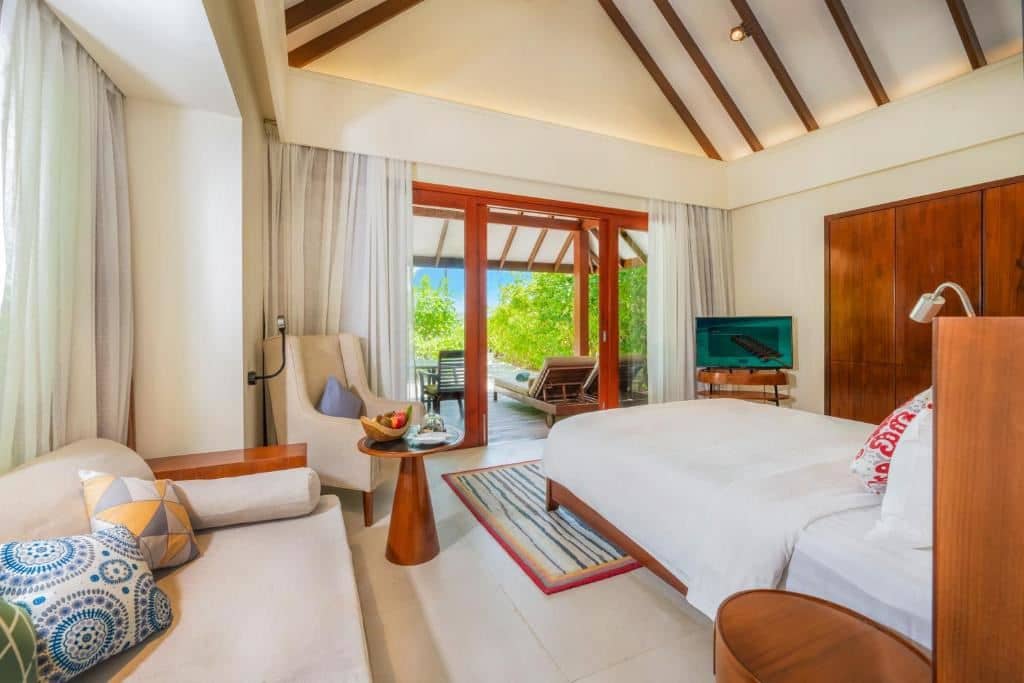 rooms-beach-villa