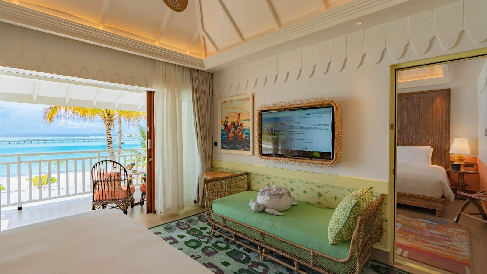 rooms-sky-family-room