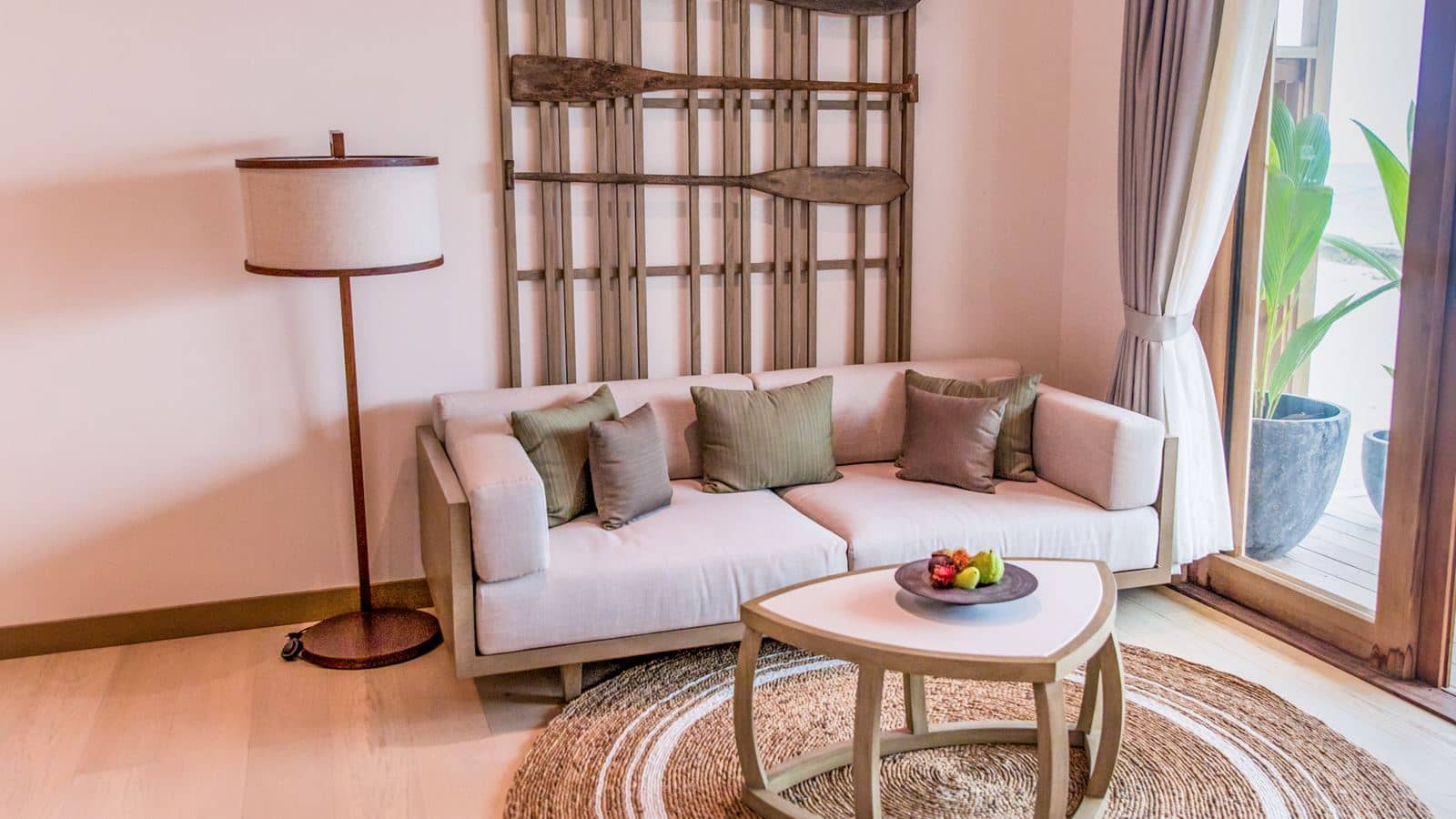 rooms-beach-pool-villa